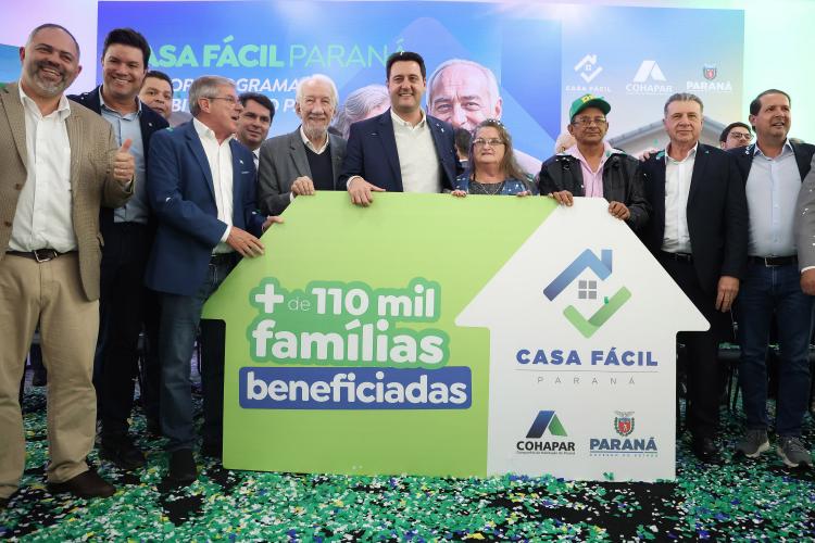 Casa Fácil Paraná chega a 110 mil famílias beneficiadas e investirá mais R$ 1,5 bilhão