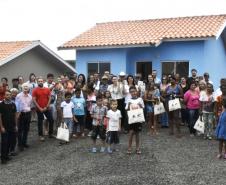Famílias carentes conquistam casas próprias em Marilândia do Sul