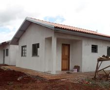 Obras de moradias para famílias carentes avançam na região Noroeste