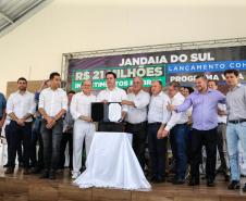 Governo lança programa para reduzir favelas no Paraná