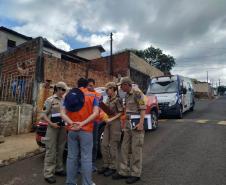 Governo lança programa para reduzir favelas no Paraná