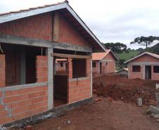 Casas em obra Cohapar Rebouças