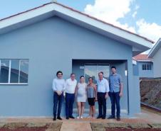 37 famílias de Mariópolis recebem chaves da casa própria 