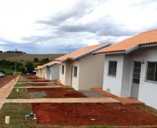 Construção de casas populares chega a fase final de obras na região de Campo Mourão