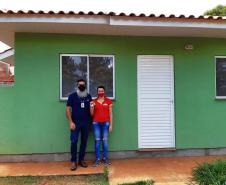  Famílias recebem casa própria em Santa Maria do Oeste