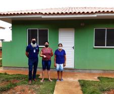  Famílias recebem casa própria em Santa Maria do Oeste