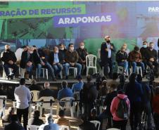 Governador anuncia construção de 1.479 casas e um condomínio de idosos para Arapongas