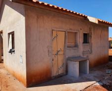 Construção de 41 casas populares em Jardim Alegre chega a 65% de execução