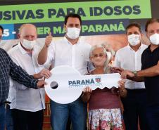 Governador inaugura condomínio para idosos com 40 casas em Foz do Iguaçu