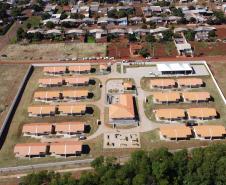 Governador inaugura condomínio para idosos com 40 casas em Foz do Iguaçu