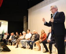 Títulos de propriedade entregues pelo Governo dão segurança a 296 famílias de Palmas