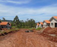 Construção de 23 casas avança em Jundiaí do Sul e interessados devem se cadastrar na Cohapar