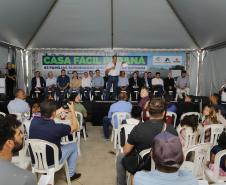 Governador Carlos Massa Ratinho junior entrega moradias do Programa Casa Fácil Paraná em Cascavel