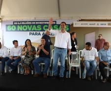 Governador inaugura conjunto com 60 moradias em Atalaia