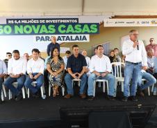 Governador inaugura conjunto com 60 moradias em Atalaia