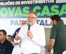 Governador inaugura conjunto com 60 moradias em Atalaia