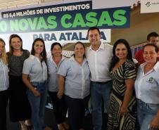 Governador inaugura conjunto com 60 moradias em Atalaia