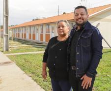 Com apoio da Estado, 94 famílias da Lapa recebem as chaves da casa própria