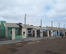 Entrega de 25 Casas no Residencial Tibagi II em Apucarana pelo Programa Casa Fácil Paraná