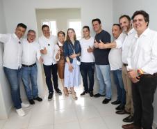 Ratinho Junior entrega 408 casas em Ponta Grossa