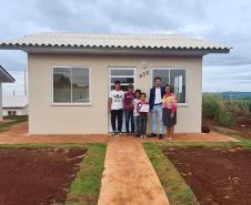 Com o apoio do Estado , 31 casas foram entregues no Loteamento Esperança no município de Missal, Paraná 