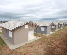Governador entrega condomínio residencial para 103 famílias em Loanda
