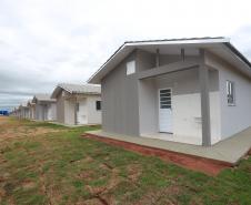 Governador entrega condomínio residencial para 103 famílias em Loanda