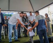 Com subsídio do Estado, 20 famílias de Marilena recebem as chaves da casa própria