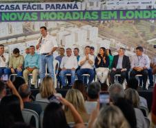  Casa Fácil: governador inaugura residencial com 144 apartamentos em Londrina