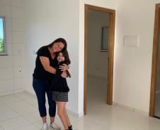 Por meio do Programa Casa Fácil, Cohapar entrega 30 casas e 45 escrituras públicas para famílias de Primeiro de Maio