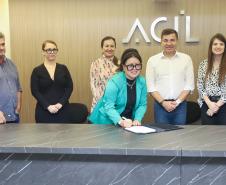 Estado realiza mais uma etapa de reuniões sobre o Programa Escritura na Mão junto à AMP 