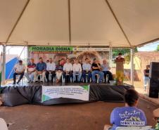 Em Ângulo, 12 famílias ganham novos lares por meio do Programa Casa Fácil Paraná