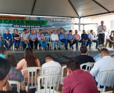 Piana inaugura residencial que beneficia 40 famílias de São Carlos do Ivaí