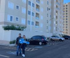 Em Londrina, 192 famílias conquistam apartamentos com ajuda do Casa Fácil Paraná