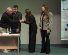 Estado apresenta programa Escritura na Mão para associações de municípios do Litoral e RMC