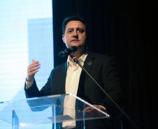 Governador ressalta parceria entre Estado e construção civil no desenvolvimento do Paraná