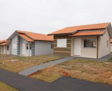 Darci Piana entrega residencial com 120 casas a famílias de Nova Londrina