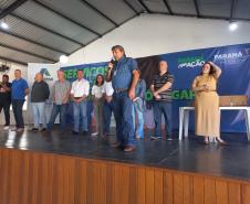 Cohapar entrega 257 títulos de regularização fundiária em Douradina, Ribeirão do Pinhal e Turvo
