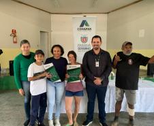 Em Japira, 102 famílias recebem títulos de regularização fundiária pela Cohapar