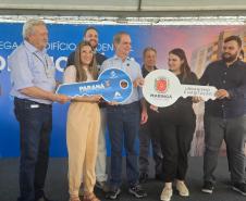 64 famílias de Maringá celebram o sonho do imóvel próprio