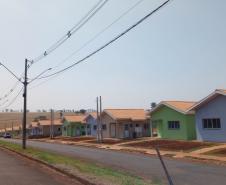 Em Ribeirão Claro, 50 famílias recebem moradias financiadas pela Cohapar