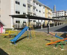 Cohapar entrega residencial com 128 apartamentos na capital 