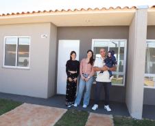 Casa Fácil Paraná: Darci Piana entrega casas para 292 famílias de Ponta Grossa