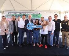 Casa Fácil Paraná: Darci Piana entrega casas para 292 famílias de Ponta Grossa