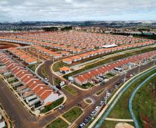 Casa Fácil Paraná: Darci Piana entrega casas para 292 famílias de Ponta Grossa