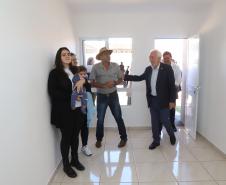 Casa Fácil Paraná: Darci Piana entrega casas para 292 famílias de Ponta Grossa