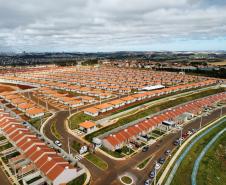 Casa Fácil Paraná: Darci Piana entrega casas para 292 famílias de Ponta Grossa