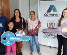Com apoio do Casa Fácil, novo residencial é entregue e beneficia 30 famílias de Paranavaí