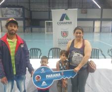 Em Coronel Domingos Soares, 29 famílias recebem moradias financiadas pela Cohapar