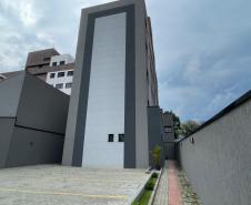 Cohapar entrega empreendimento com 24 apartamentos na capital